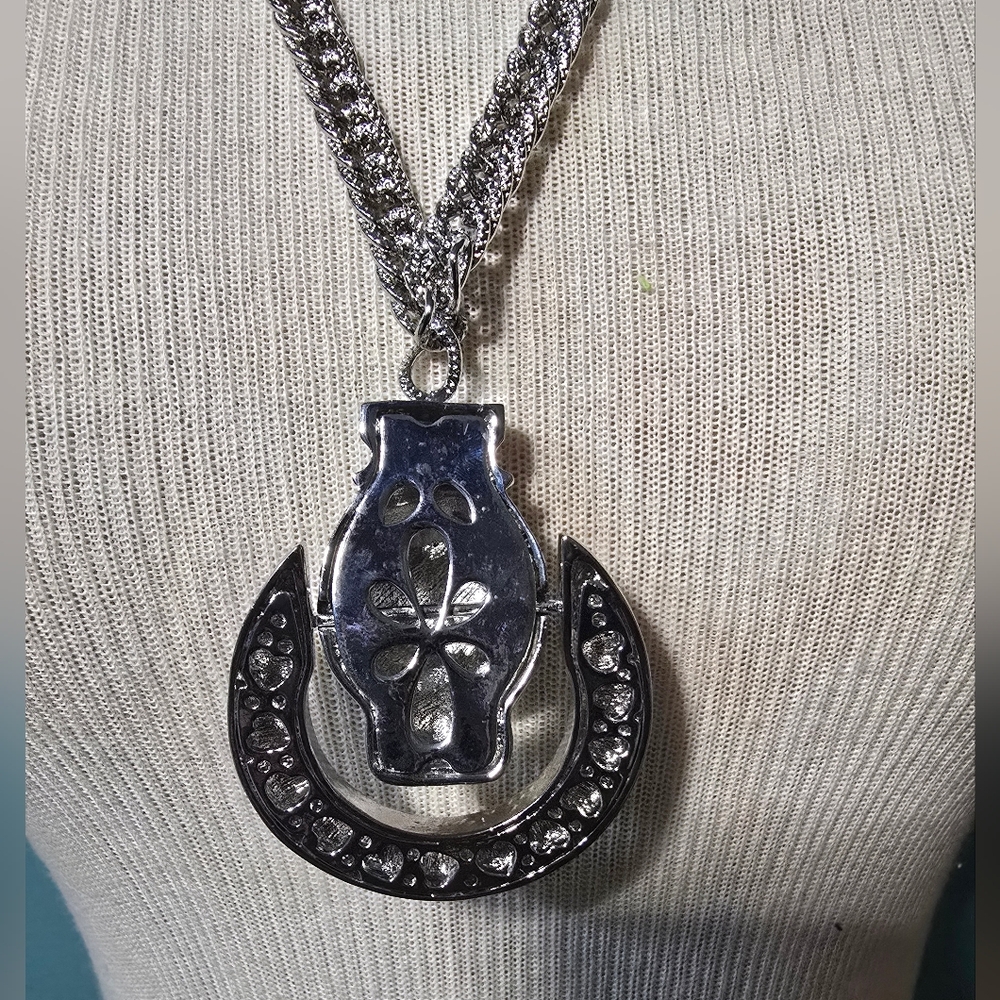 Stunning Silver-Tone Panther Crystal Pendant Necklace - Picture 3 of 4